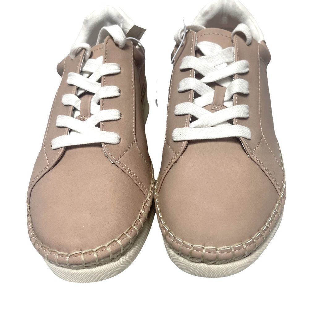 NWT, Women's Unversial Thread Shoes, Size 8